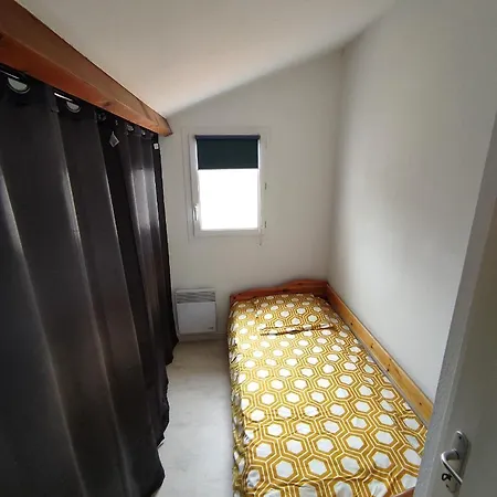 Charmante Maison De Vacances, 4p, Piscines, Proche Gohaud Ferienhaus *